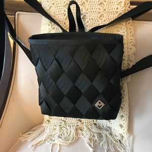 Maggie bag. Seat belt back pack.